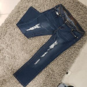 Capri Jean's